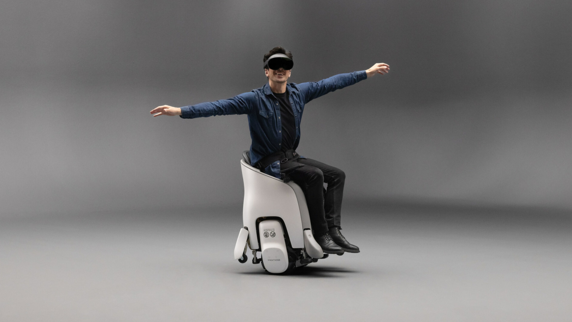 L'appareil de mobilité de Honda vous guide à travers la réalité virtuelle
