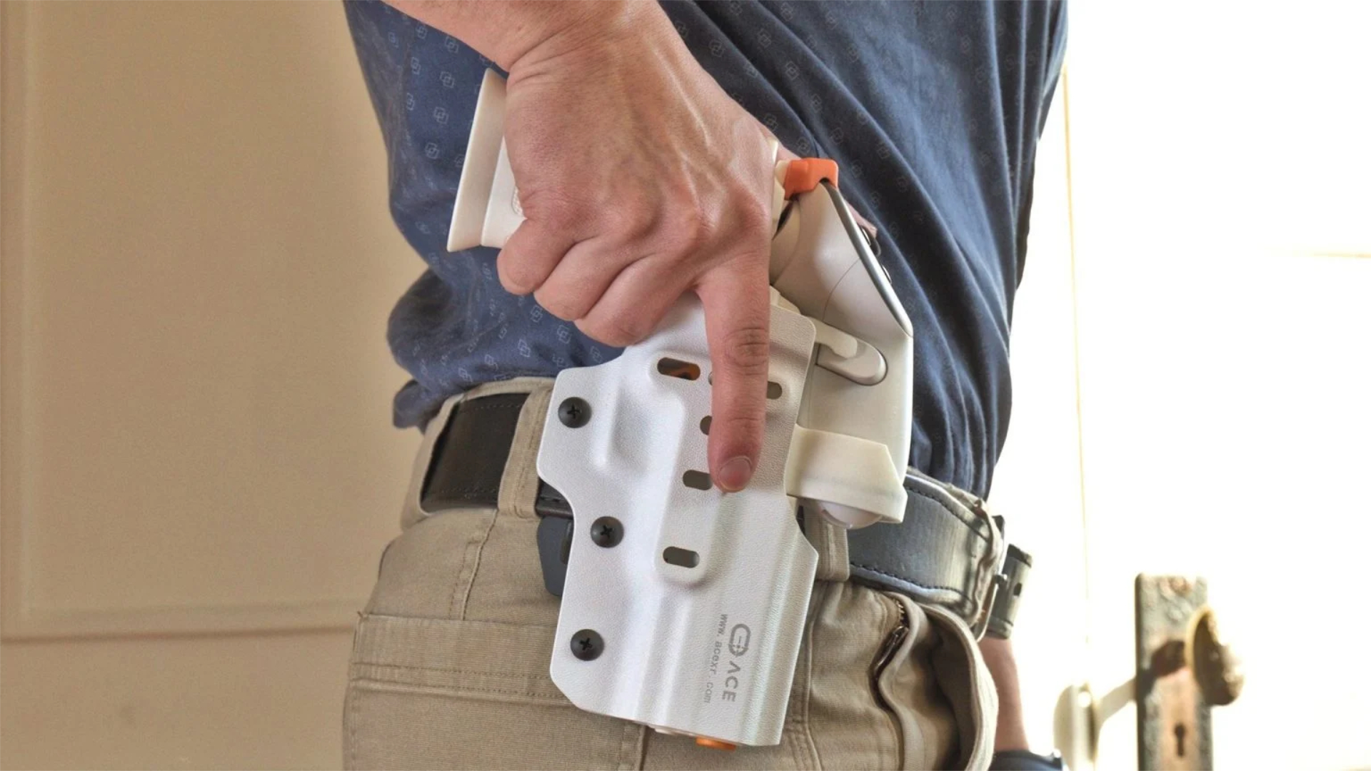 Ce système de pistolet VR pour Meta Quest apporte une formation de niveau pro-niveau à votre maison