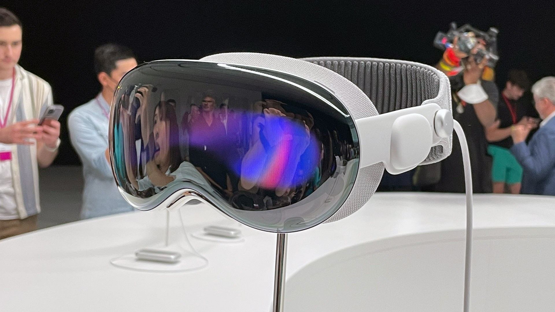 Apple Vision Pro et Smart Glasses Exec seraient partis pour l'équipe matérielle OpenAI