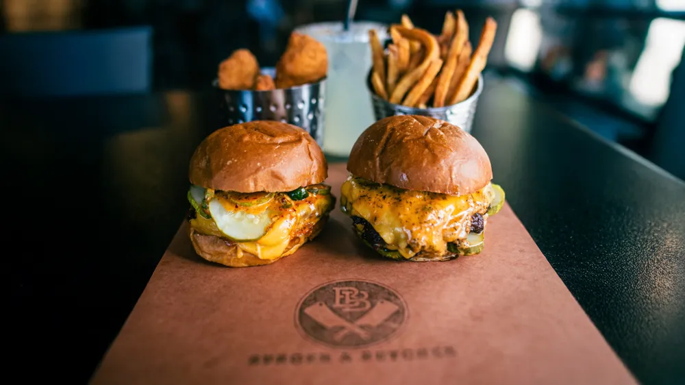Burger & Butcher, présenté dans l'annonce de Google destinée aux petites entreprises